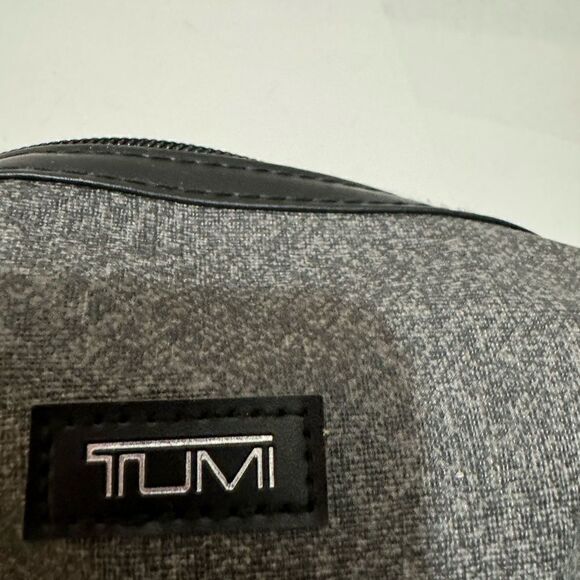 Tumi Delta First Class Travel Pouch - Picture 12 of 12